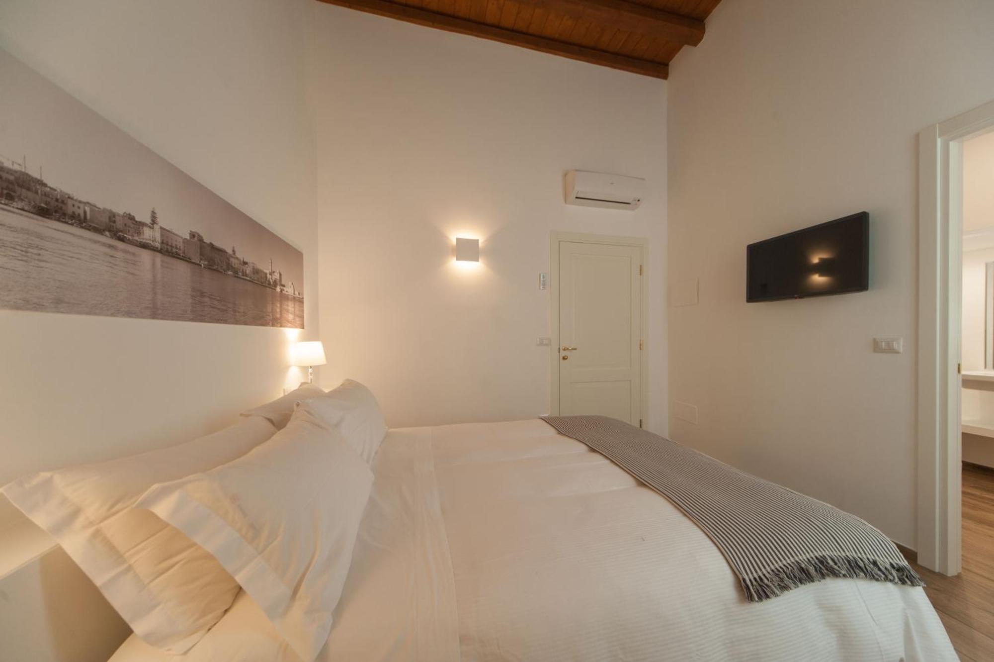 La Soffitta Covelli Bed & Breakfast Trani Ngoại thất bức ảnh