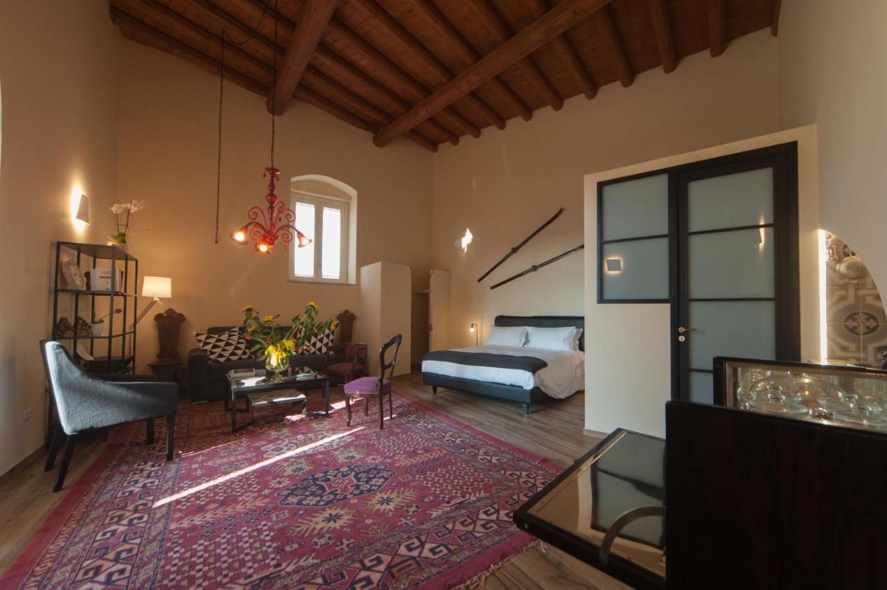 La Soffitta Covelli Bed & Breakfast Trani Ngoại thất bức ảnh