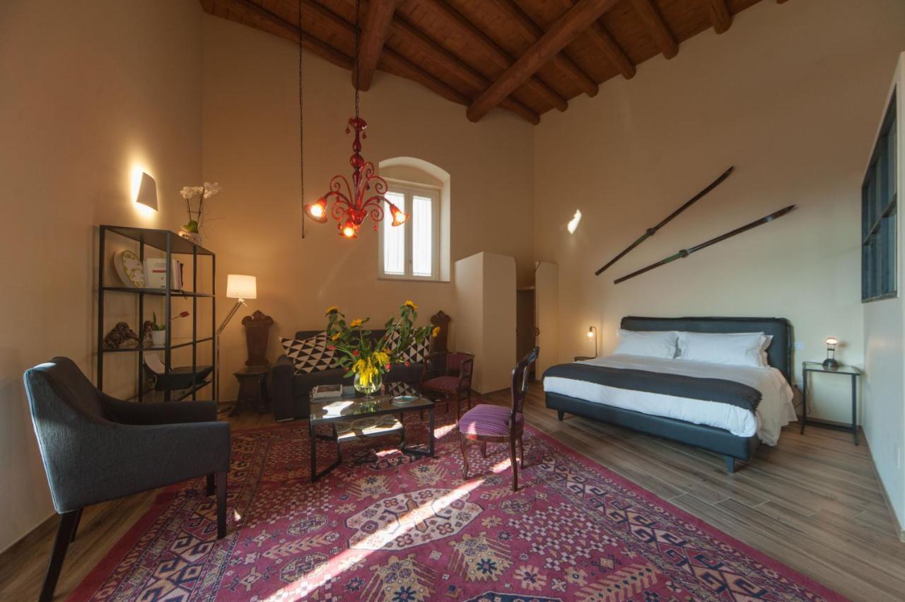 La Soffitta Covelli Bed & Breakfast Trani Ngoại thất bức ảnh